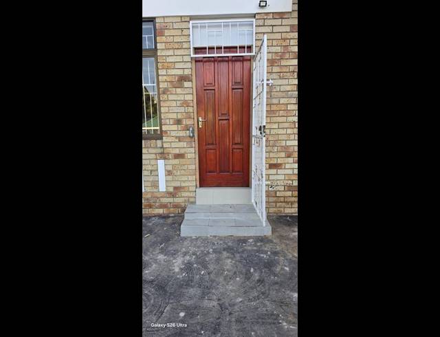 2 BEDROOM PROPERTY TO RENT IN RESERVOIR HILLS